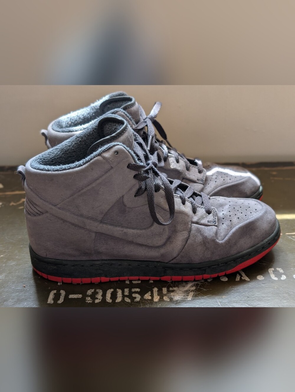 Nike Dunk SB Anthracite Grey Suede 2011 Vac-Tech Sneakers